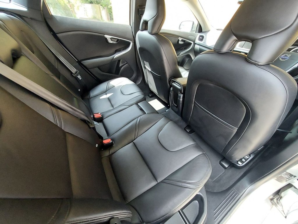 Used Volvo V40 2015 for sale - 77336070: Photo 19