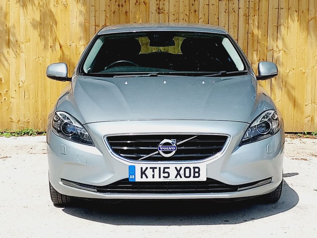 Used Volvo V40 2015 for sale - 77336070: Photo 5