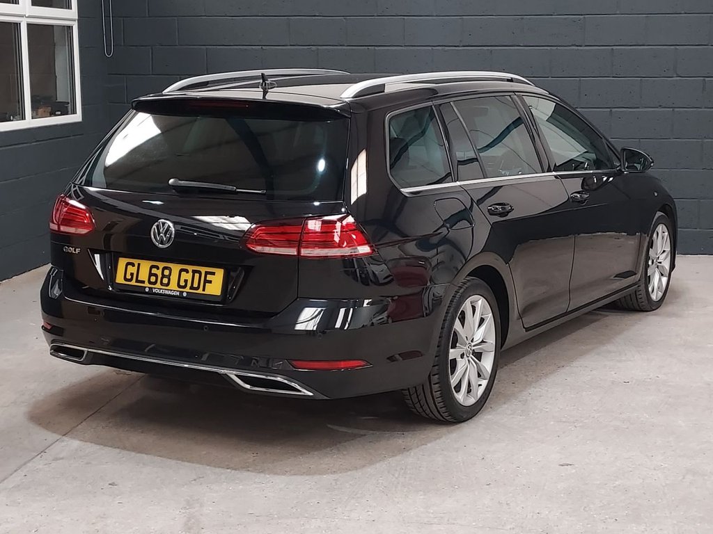 Used Volkswagen Golf 2018 for sale - 77336075: Photo 10