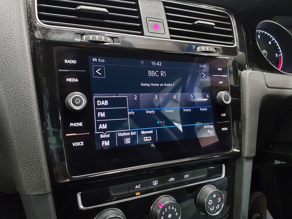 Used Volkswagen Golf 2018 for sale - 77336075: Photo 17