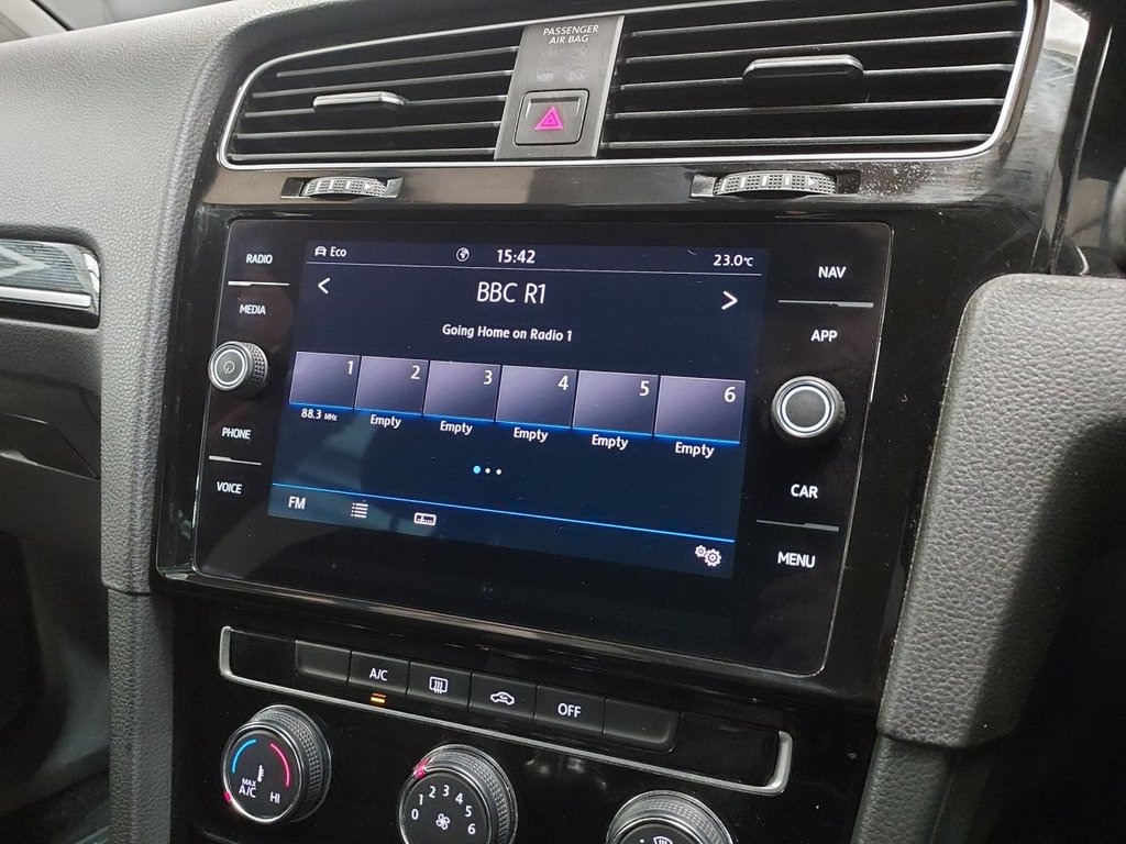 Used Volkswagen Golf 2018 for sale - 77336075: Photo 18