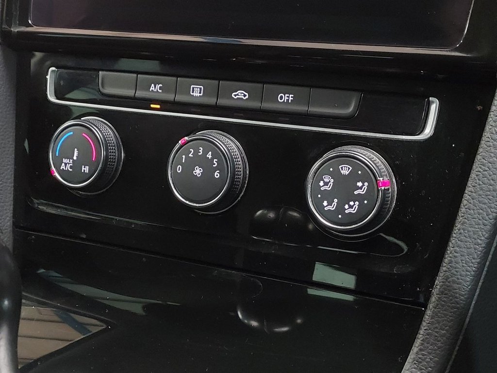 Used Volkswagen Golf 2018 for sale - 77336075: Photo 19