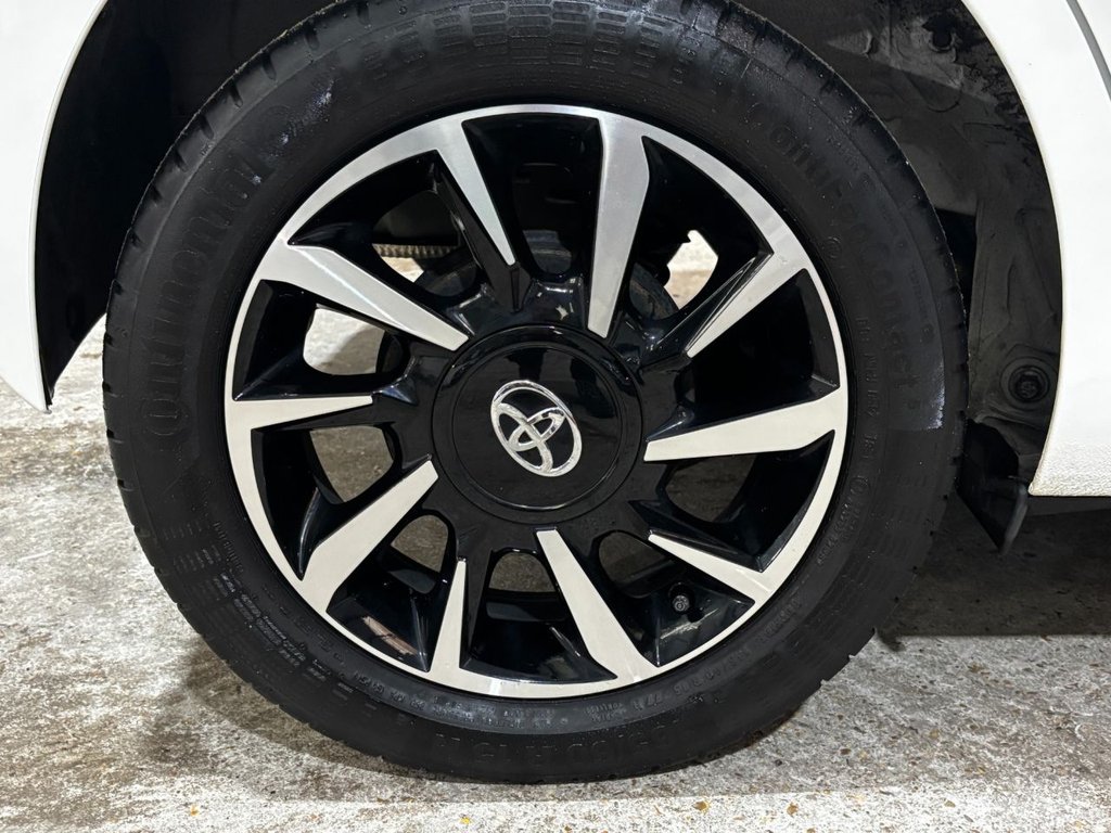 Used Toyota AYGO 2021 for sale - 77710899: Photo 38