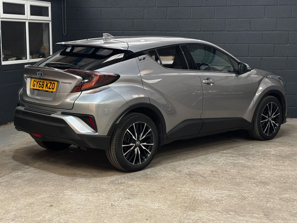 Used Toyota C-HR 2018 for sale - 78002581: Photo 11