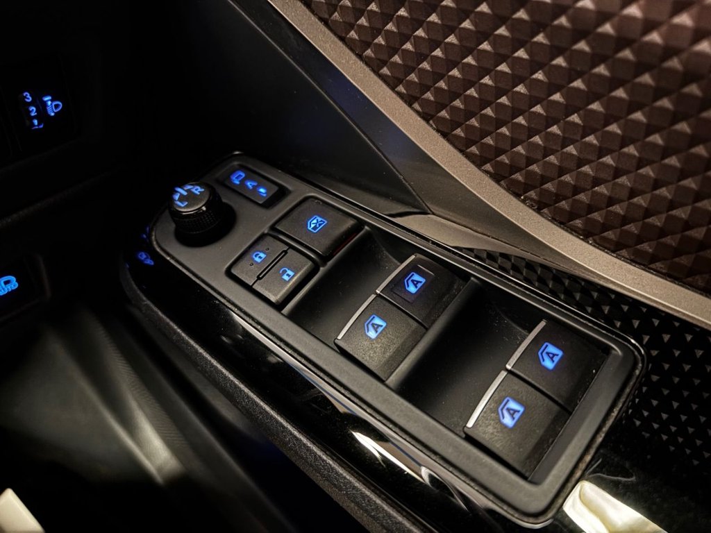 Used Toyota C-HR 2018 for sale - 78002581: Photo 26