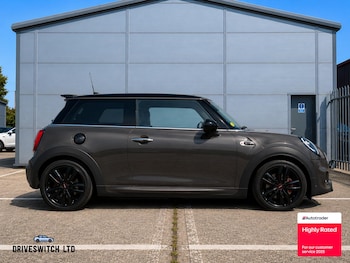 Used MINI Hatch 2018 for sale - 78572038: Photo