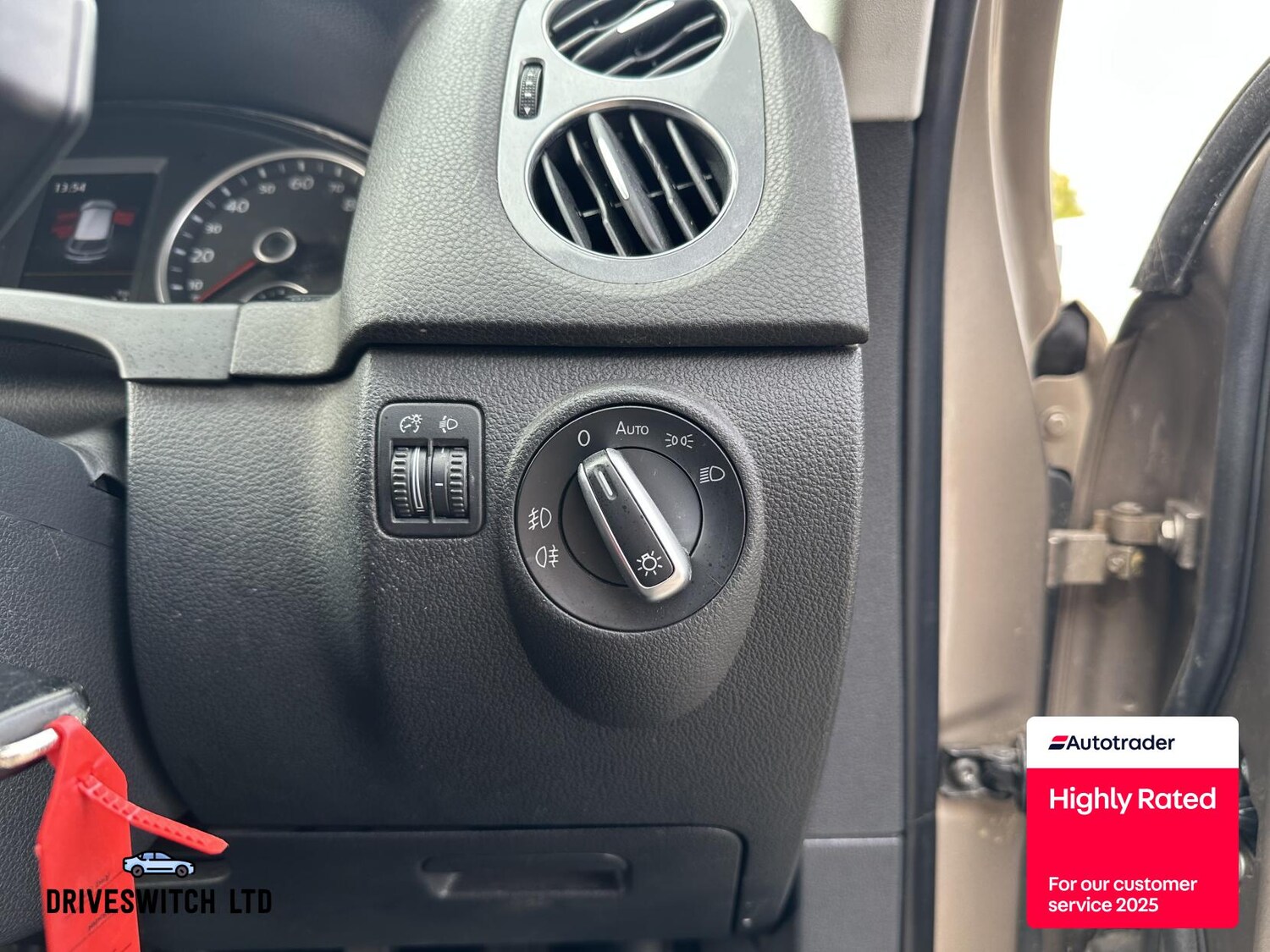 Used Volkswagen Tiguan 2014 for sale - 75935295: Photo 27