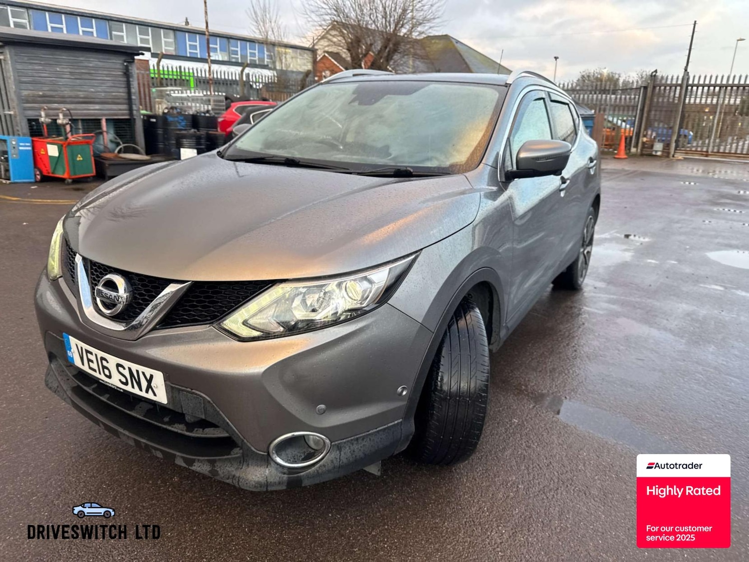 Used Nissan Qashqai 2016 for sale - 77487199: Photo 2