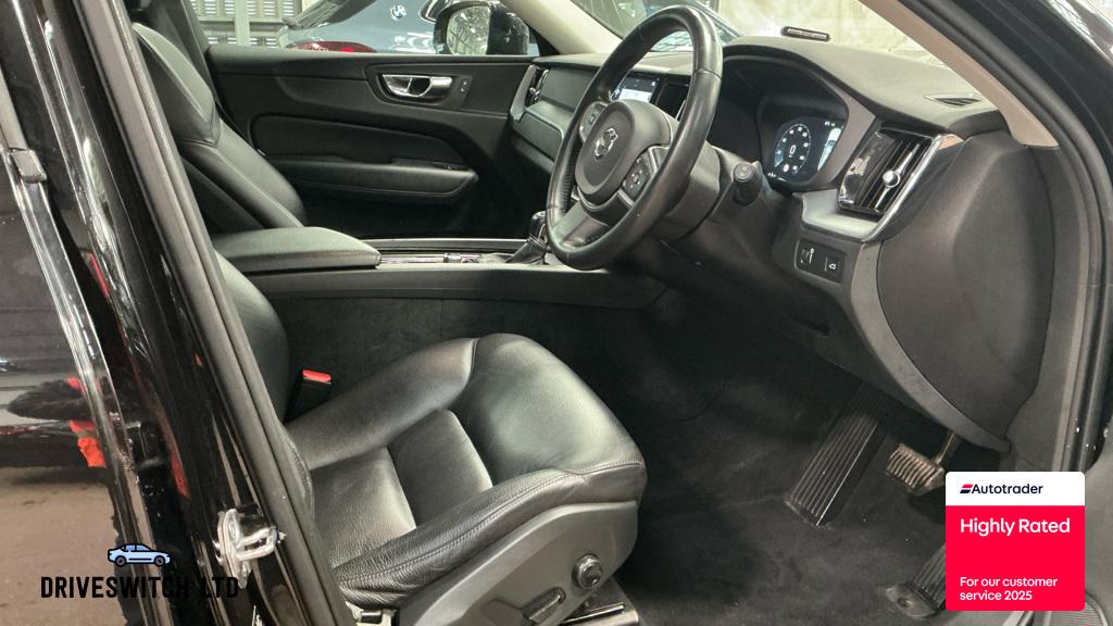 Used Volvo XC60 2017 for sale - 77954464: Photo 9