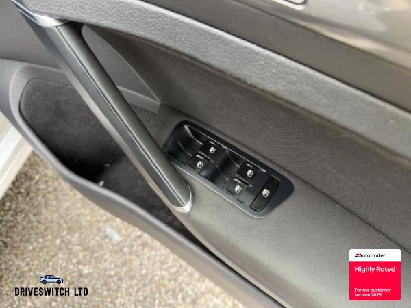 Used Volkswagen Golf 2018 for sale - 77241153: Photo 24