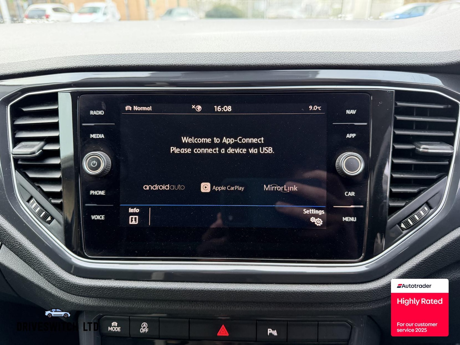 Used Volkswagen T-Roc 2018 for sale - 77277681: Photo 33