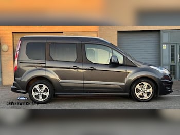 Used Ford Tourneo Connect 2018 for sale - 75935303: Photo