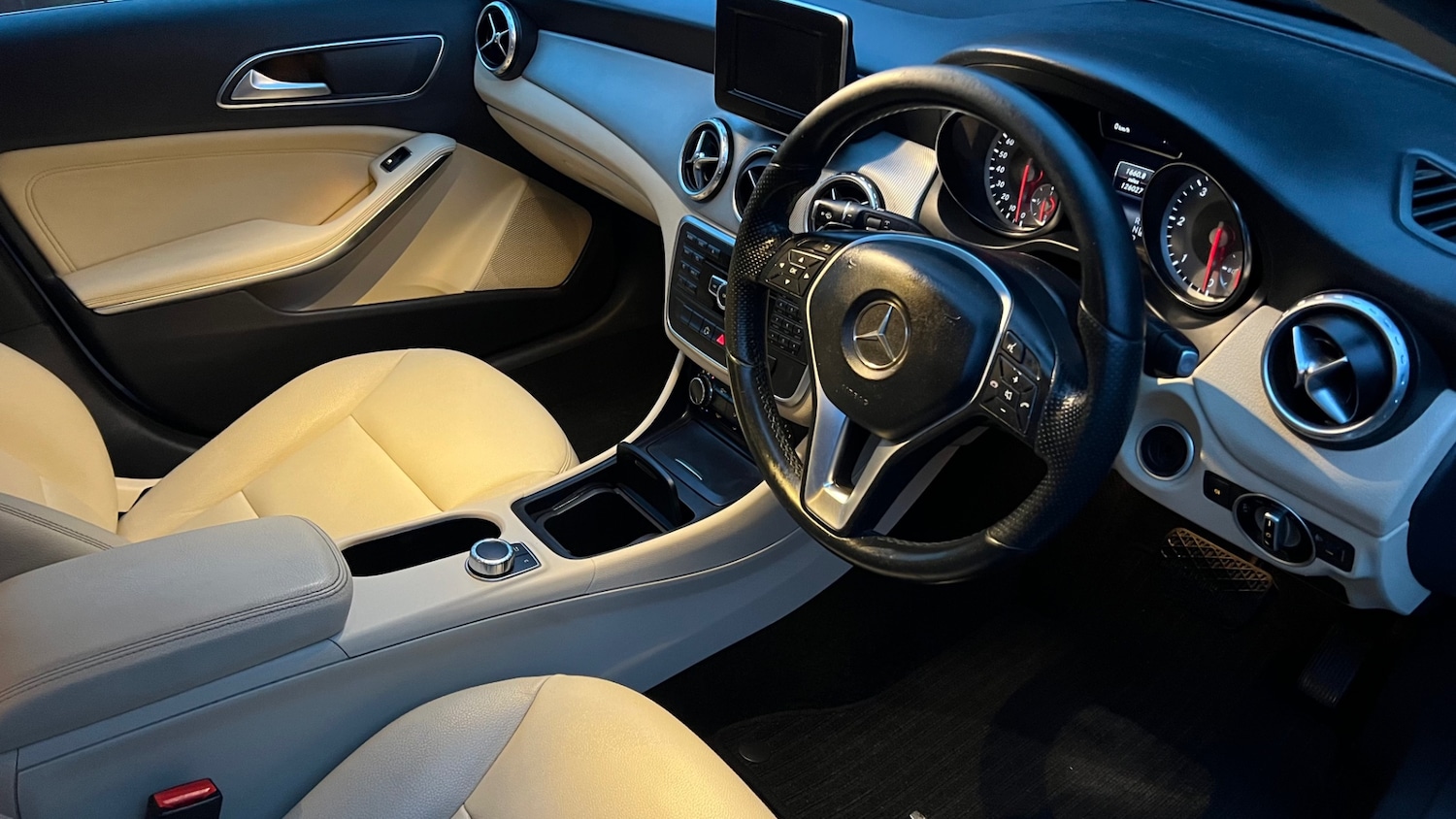 Used Mercedes-Benz GLA 2014 for sale - 77077395: Photo 18