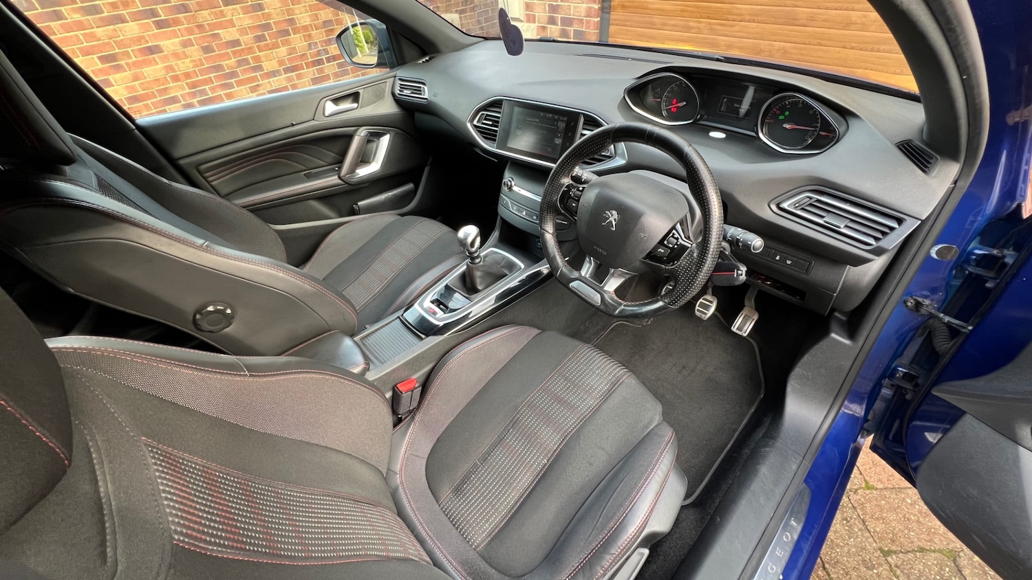 Used Peugeot 308 2017 for sale - 76449712: Photo 16