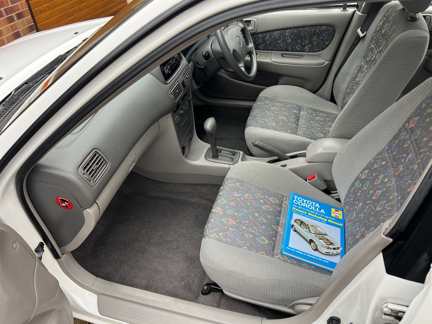 Used Toyota Corolla 1997 for sale - 76493890: Photo 12