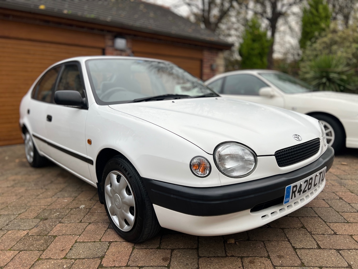 Used Toyota Corolla 1997 for sale - 76493890: Photo 2