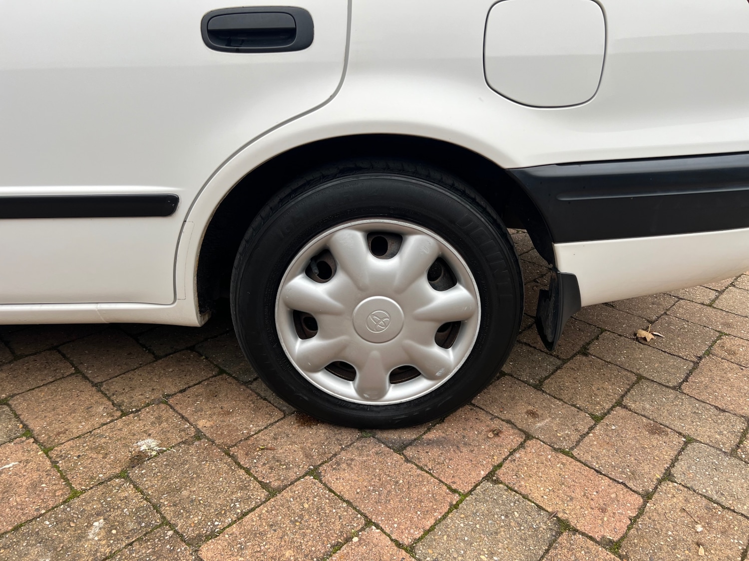 Used Toyota Corolla 1997 for sale - 76493890: Photo 21