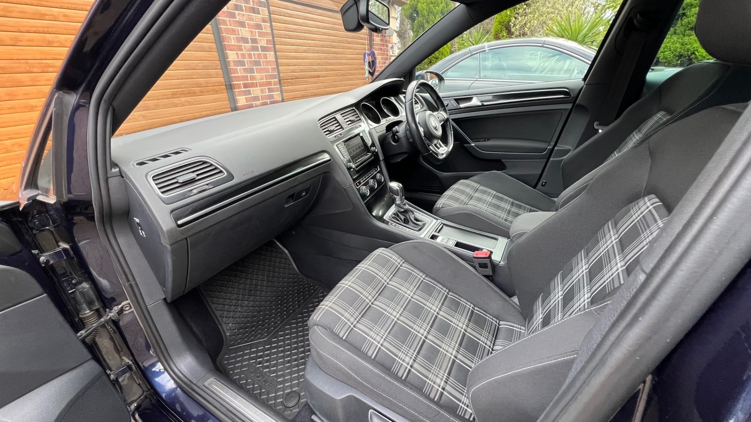 Used Volkswagen Golf 2015 for sale - 78031811: Photo 16