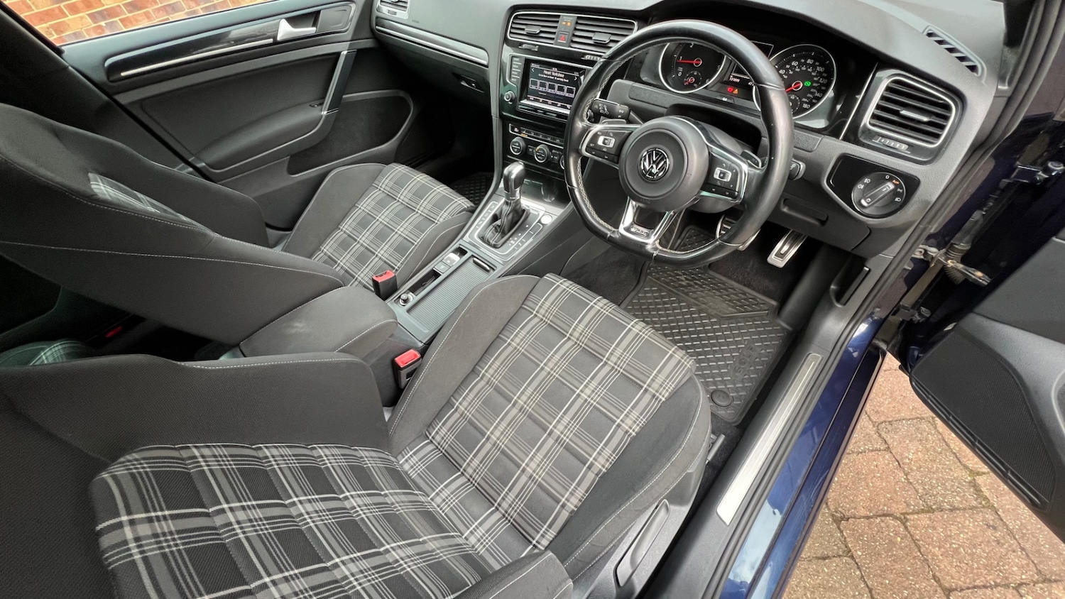 Used Volkswagen Golf 2015 for sale - 78031811: Photo 21