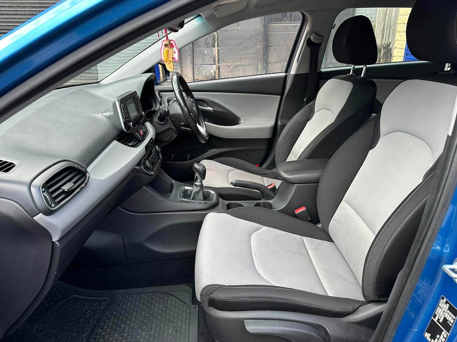 Used Hyundai i30 2017 for sale - 77837422: Photo 18