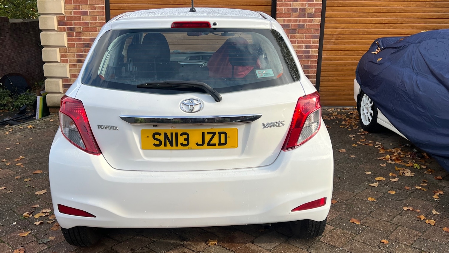 Used Toyota Yaris 2013 for sale - 76344352: Photo 11