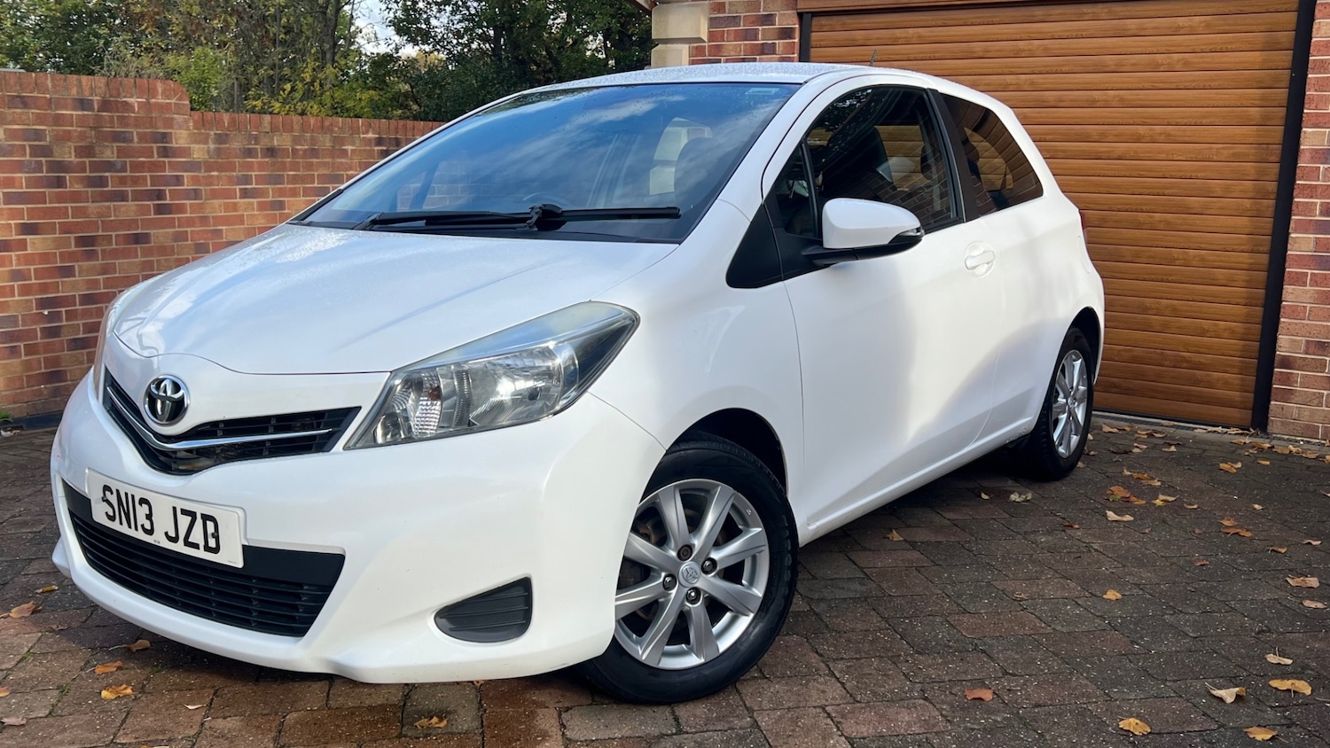 Used Toyota Yaris 2013 for sale - 76344352: Photo 8