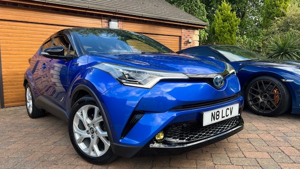 Used Toyota C-HR 2017 for sale - 75606787: Photo 1