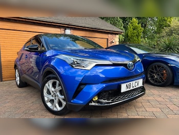 Used Toyota C-HR 2017 for sale - 75606787: Photo