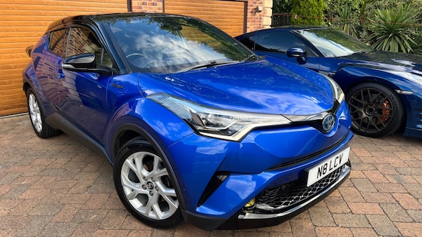 Used Toyota C-HR 2017 for sale - 75606787: Photo 3