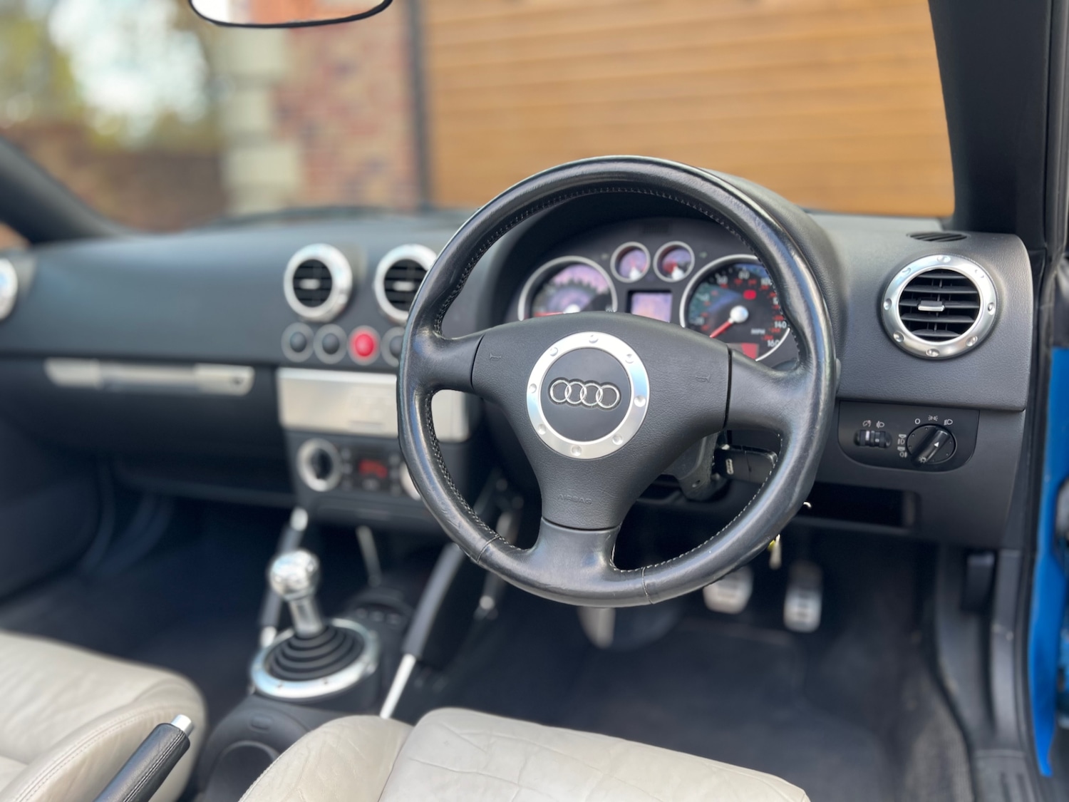 Used Audi TT 2002 for sale - 76655823: Photo 19