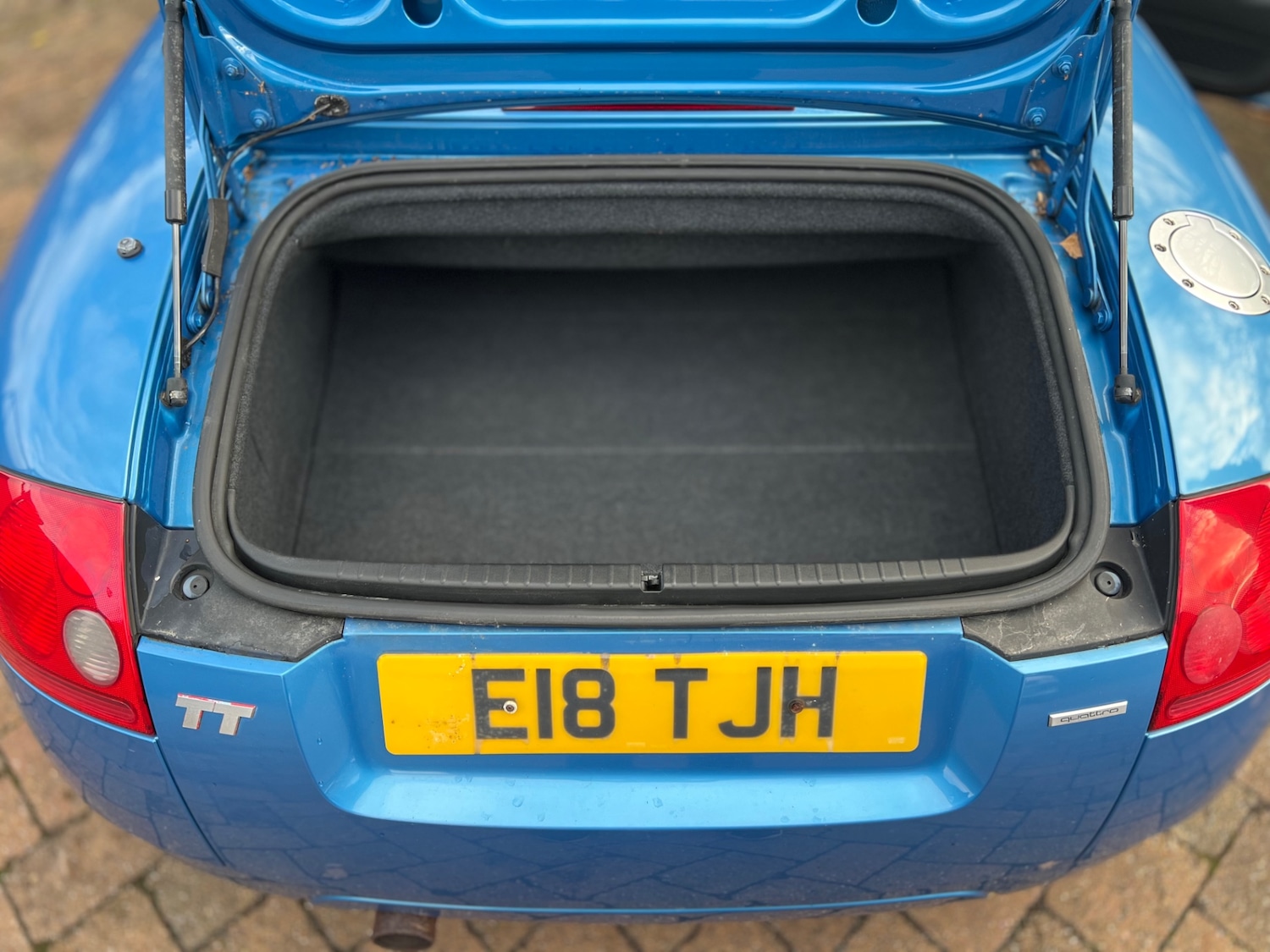 Used Audi TT 2002 for sale - 76655823: Photo 28