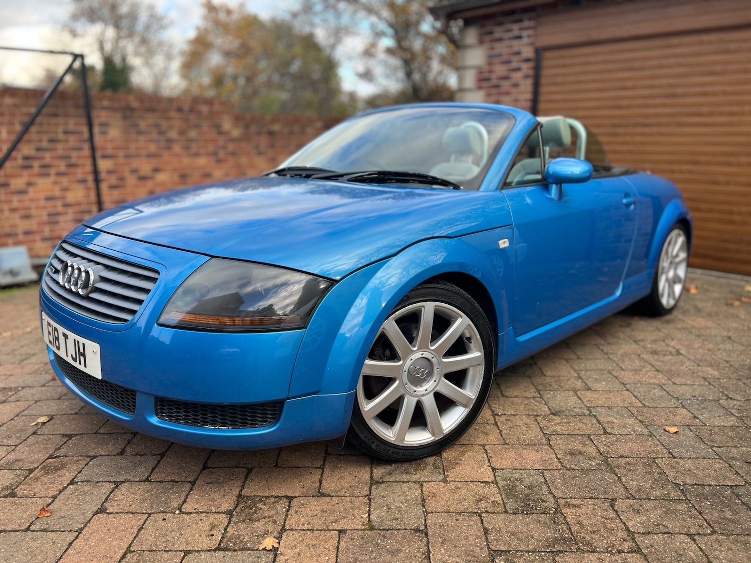 Used Audi TT 2002 for sale - 76655823: Photo 7