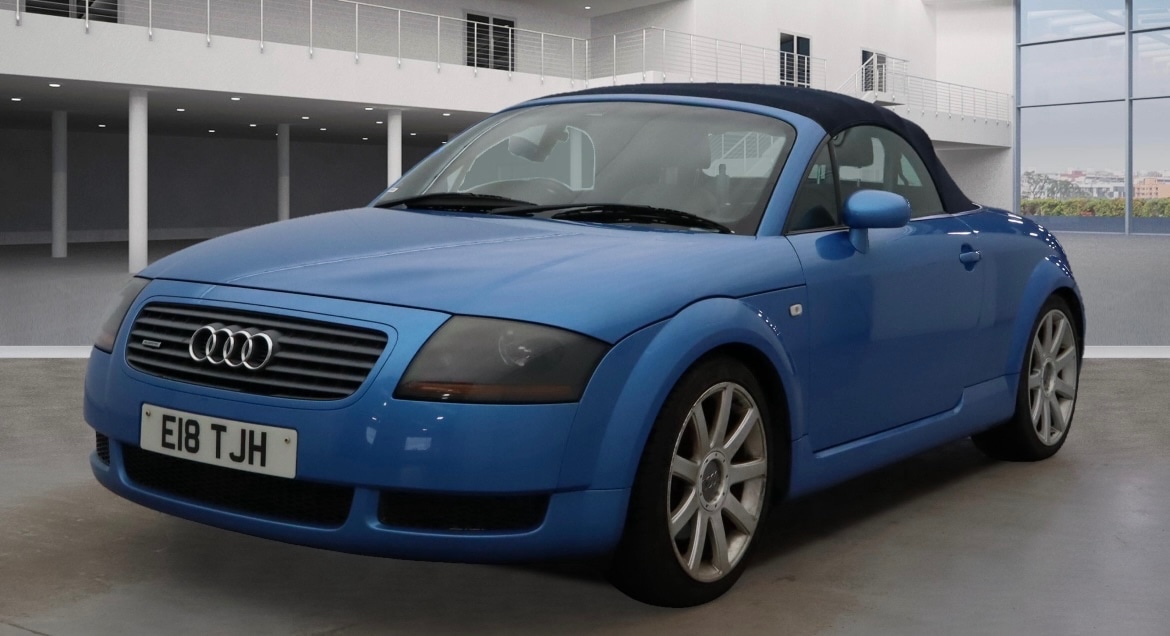 Used Audi TT 2002 for sale - 76450611: Photo 2