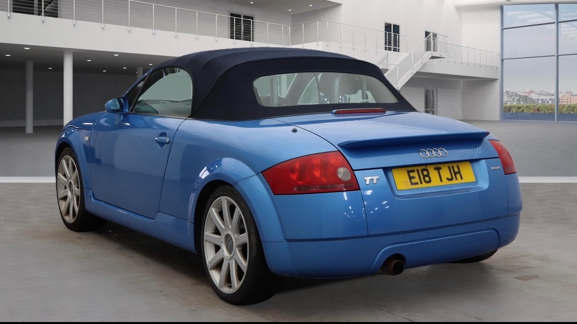 Used Audi TT 2002 for sale - 76450611: Photo 3