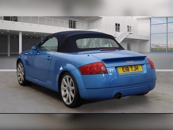 Used Audi TT 2002 for sale - 76450611: Photo