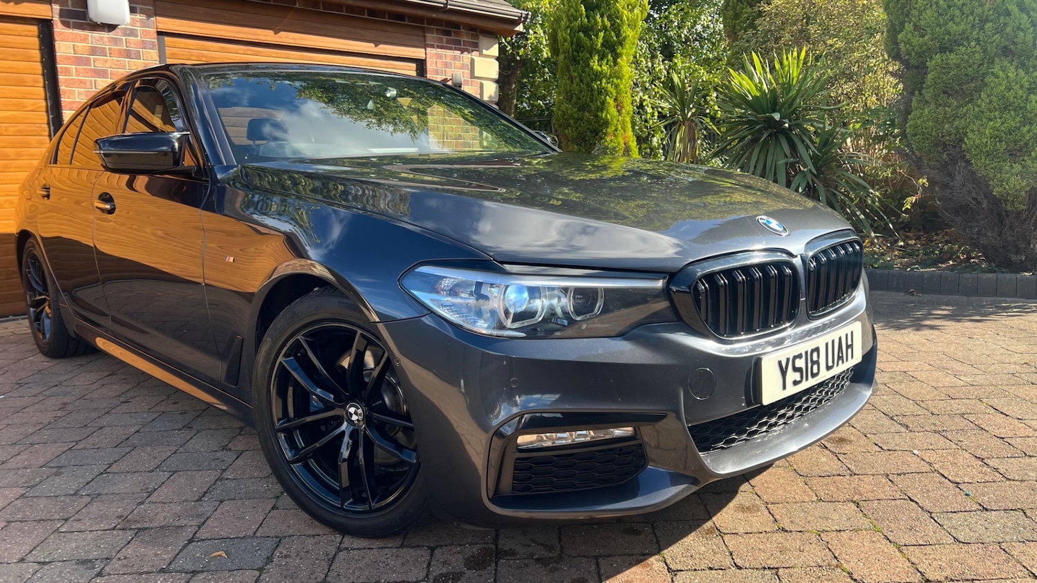 Used BMW 5 Series 2018 for sale - 76450478: Photo 1