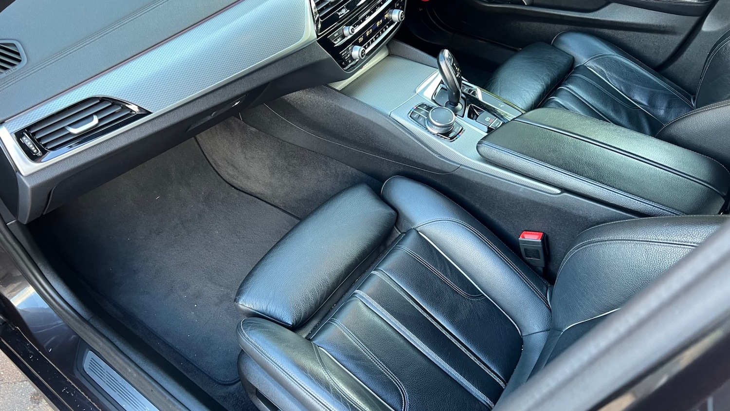 Used BMW 5 Series 2018 for sale - 76450478: Photo 16