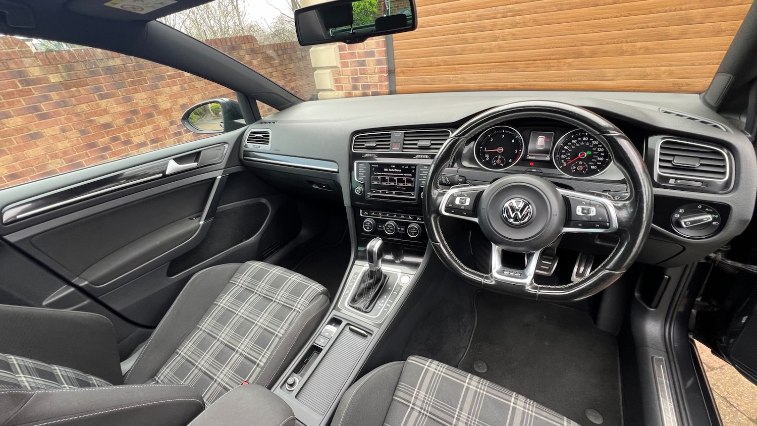 Used Volkswagen Golf 2016 for sale - 77802997: Photo 18