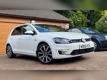 Used Volkswagen Golf 2015 for sale - 79088875: Photo