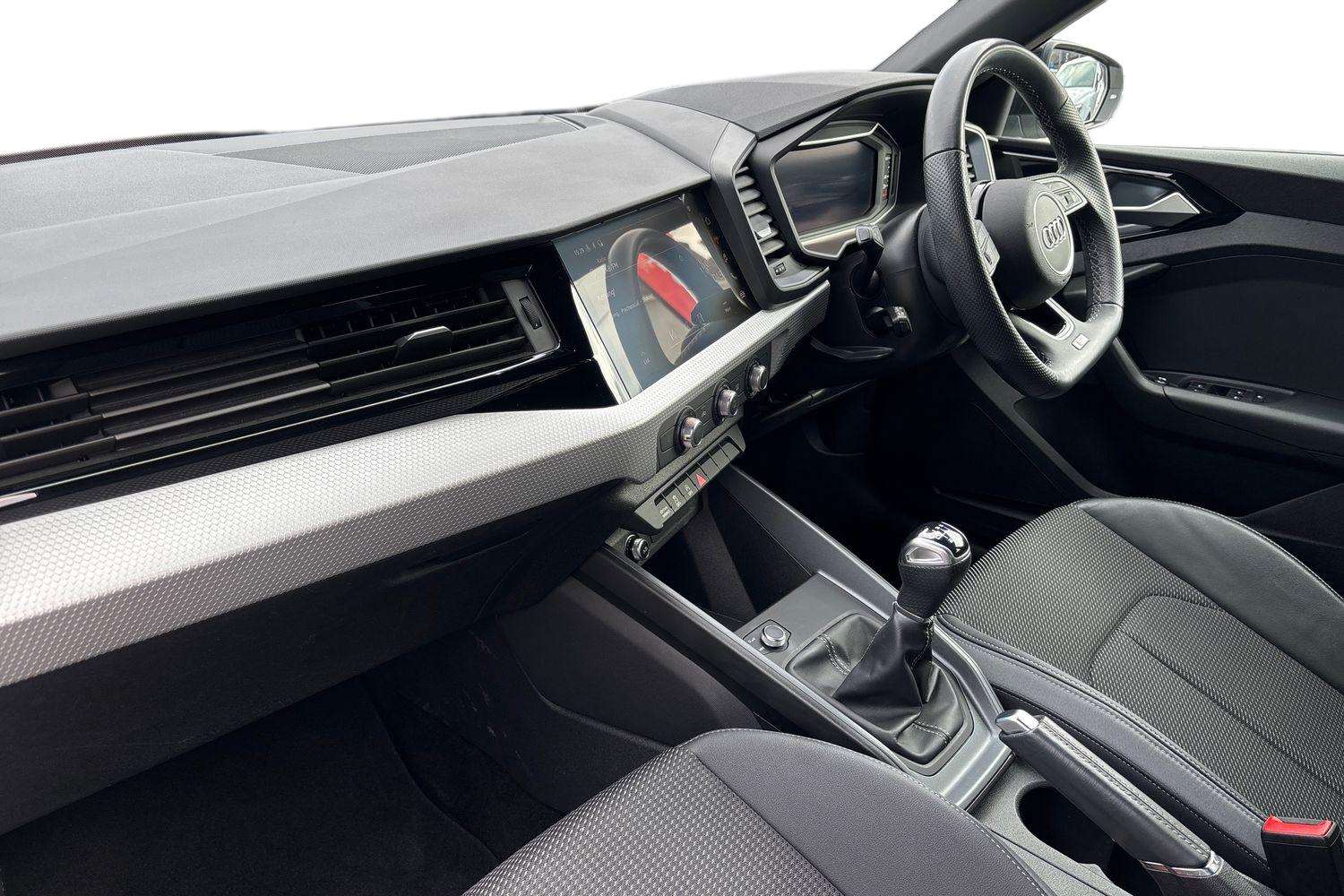 Used Audi A1 2023 for sale - 76230325: Photo 2