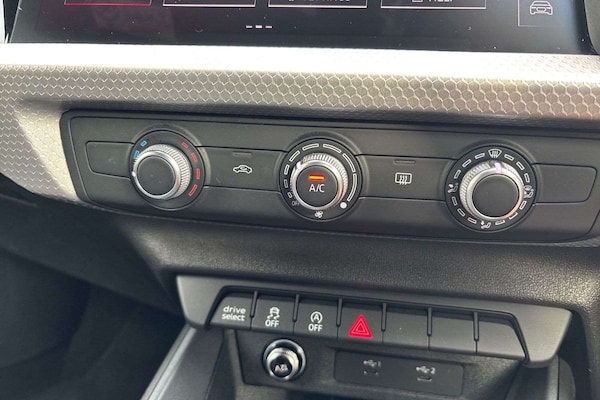 Used Audi A1 2023 for sale - 76230325: Photo 28