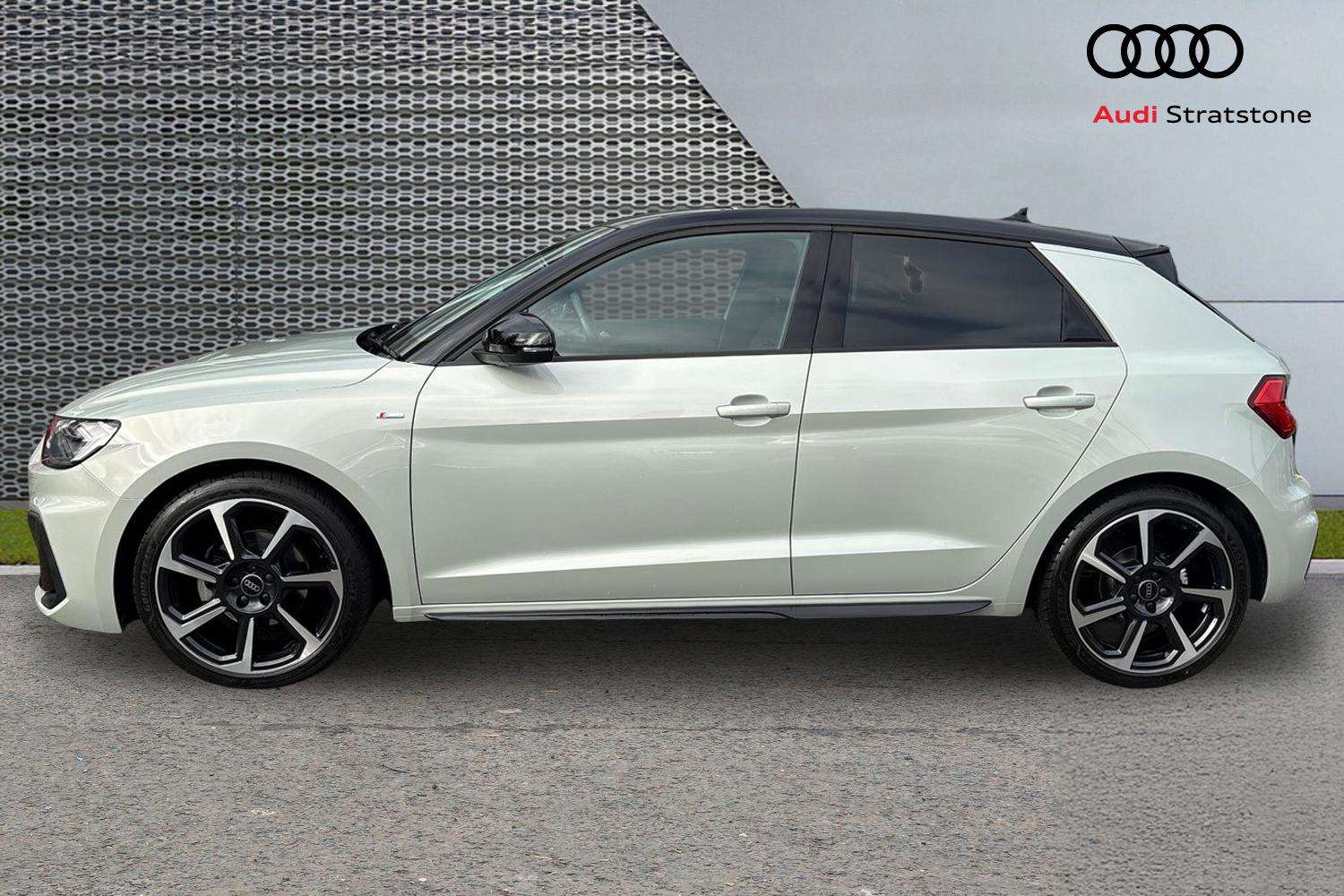 Used Audi A1 2023 for sale - 76230325: Photo 8