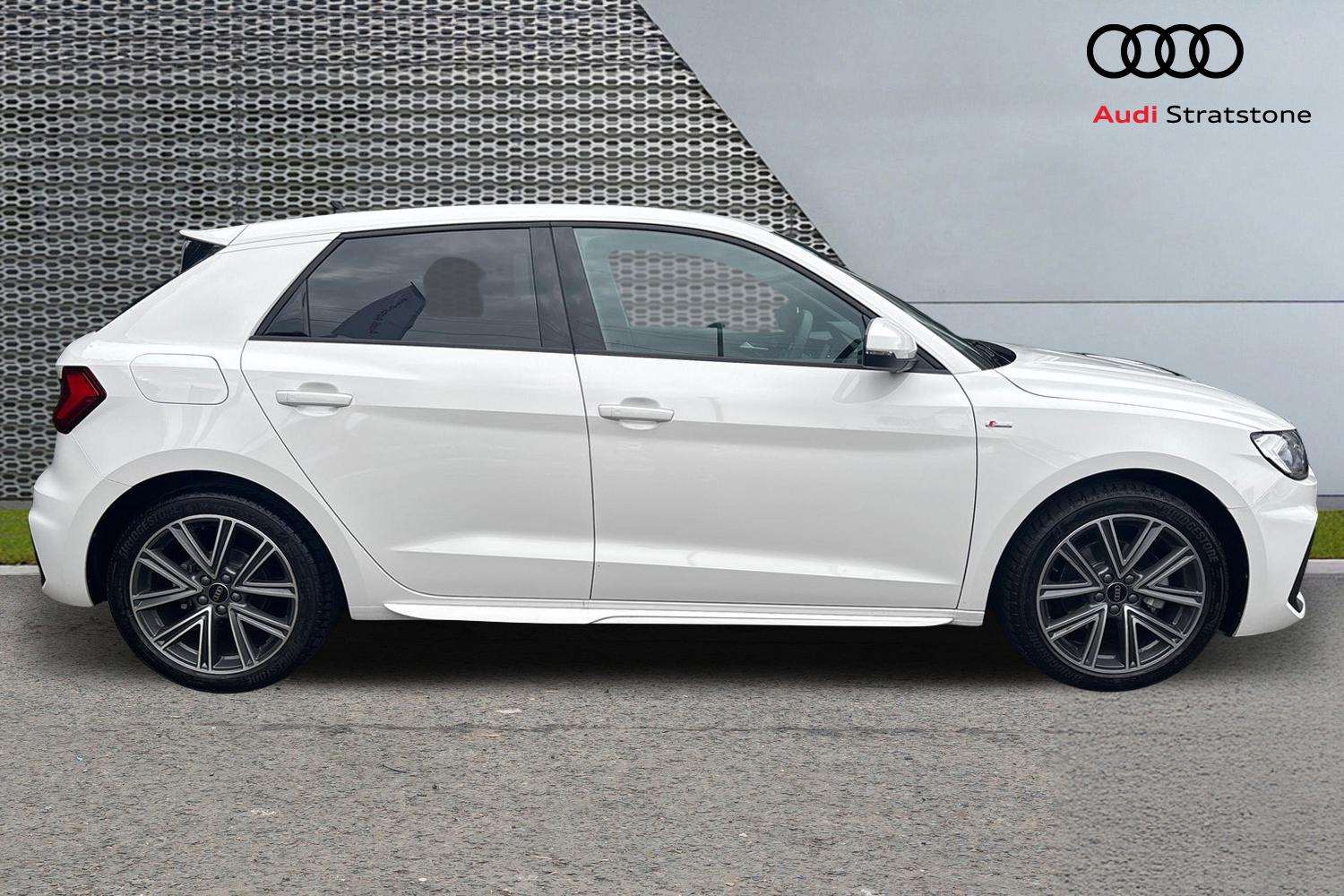 Used Audi A1 2025 for sale - 76156350: Photo 4