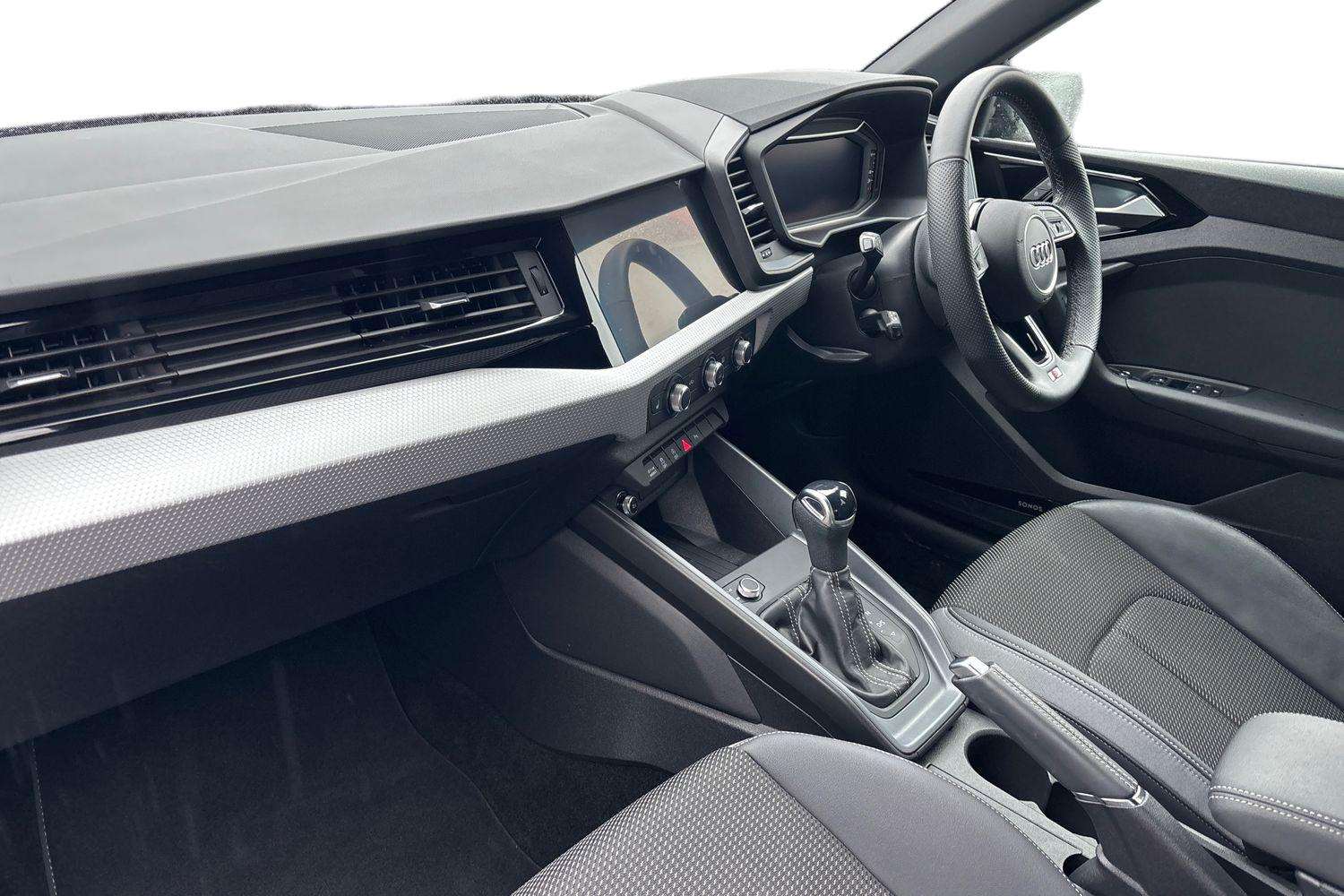 Used Audi A1 2024 for sale - 77458462: Photo 2