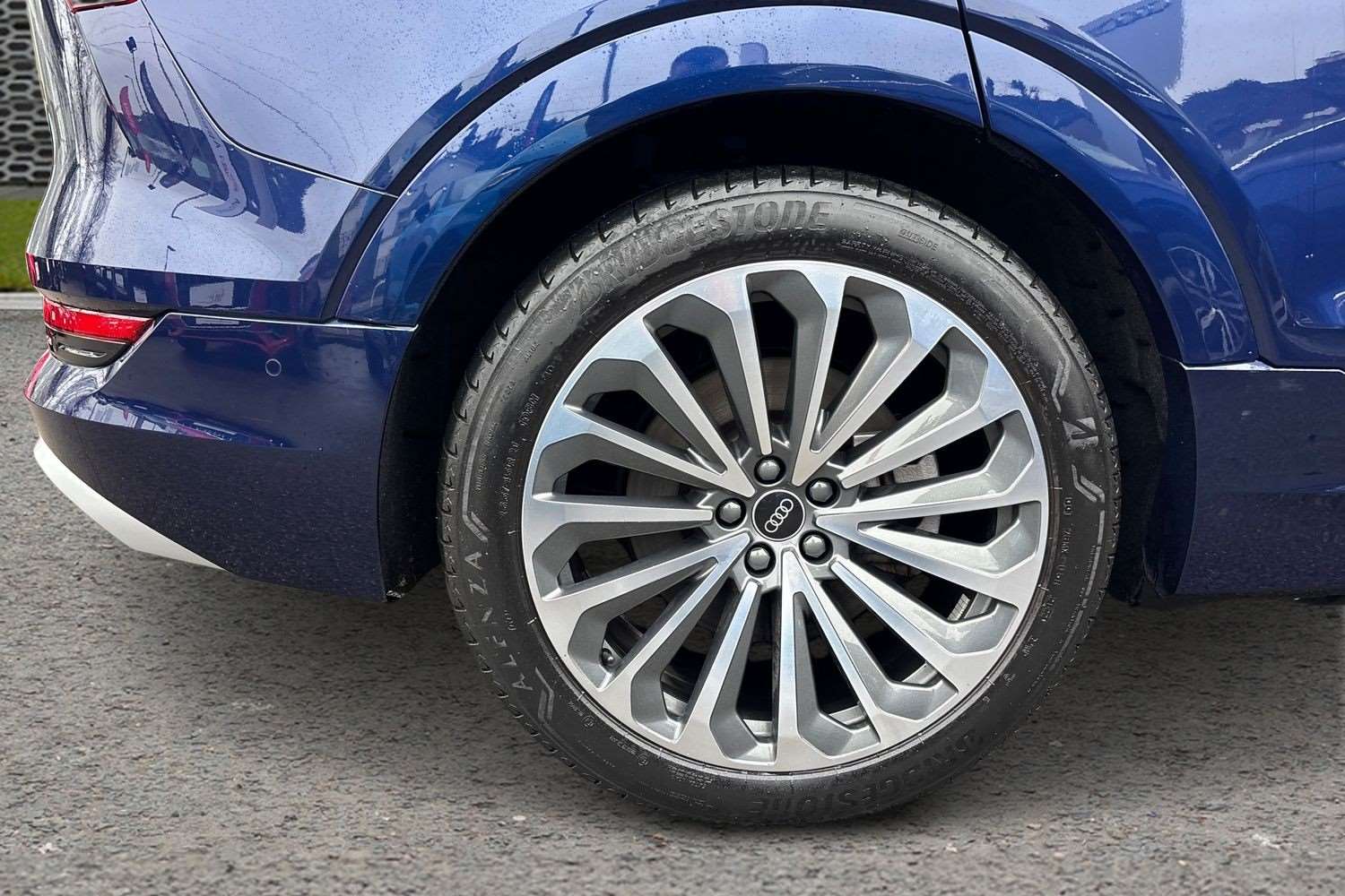 Used Audi e-tron 2022 for sale - 77076540: Photo 9