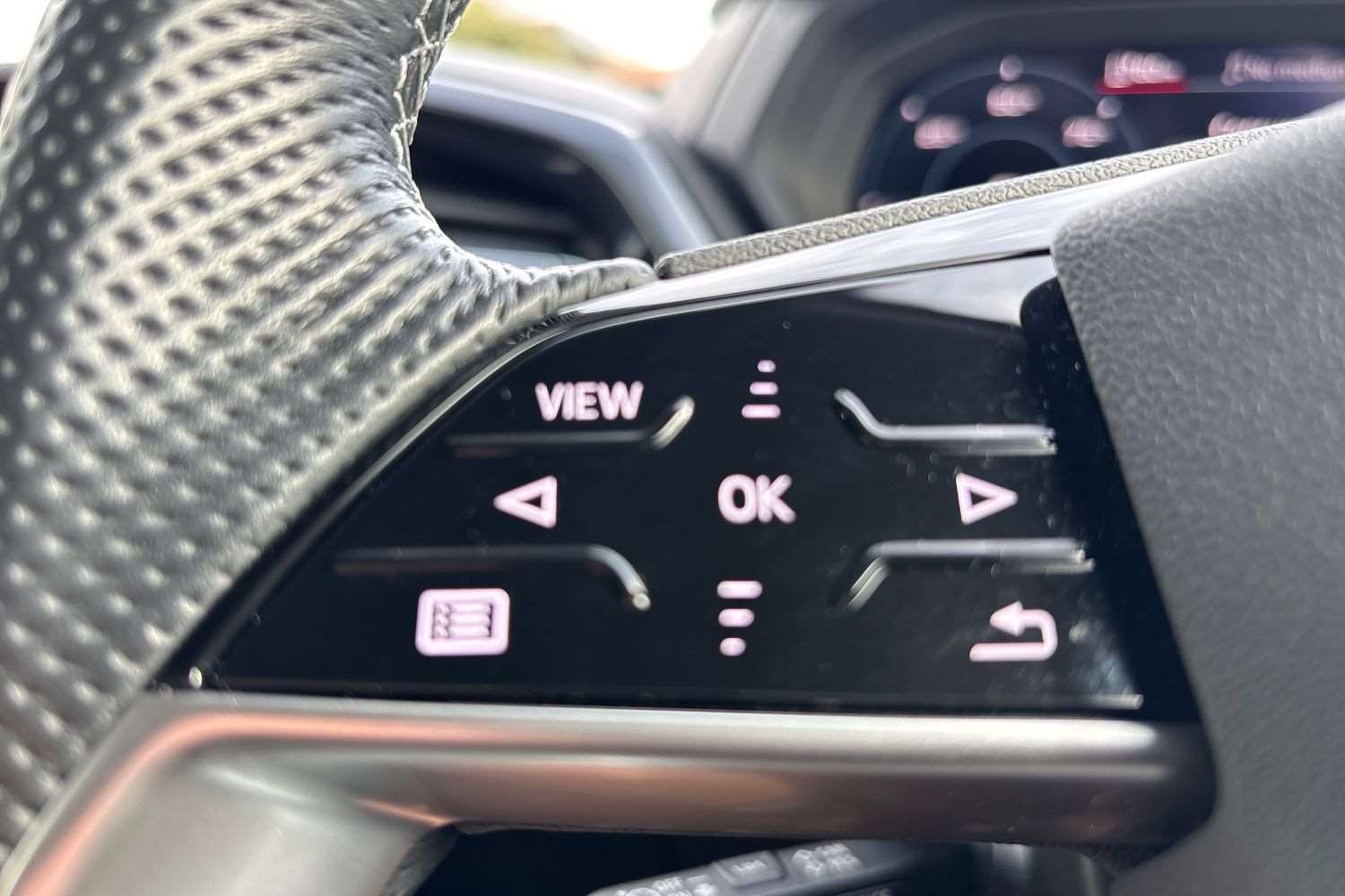 Used Audi Q4 e-tron 2023 for sale - 77914065: Photo 16