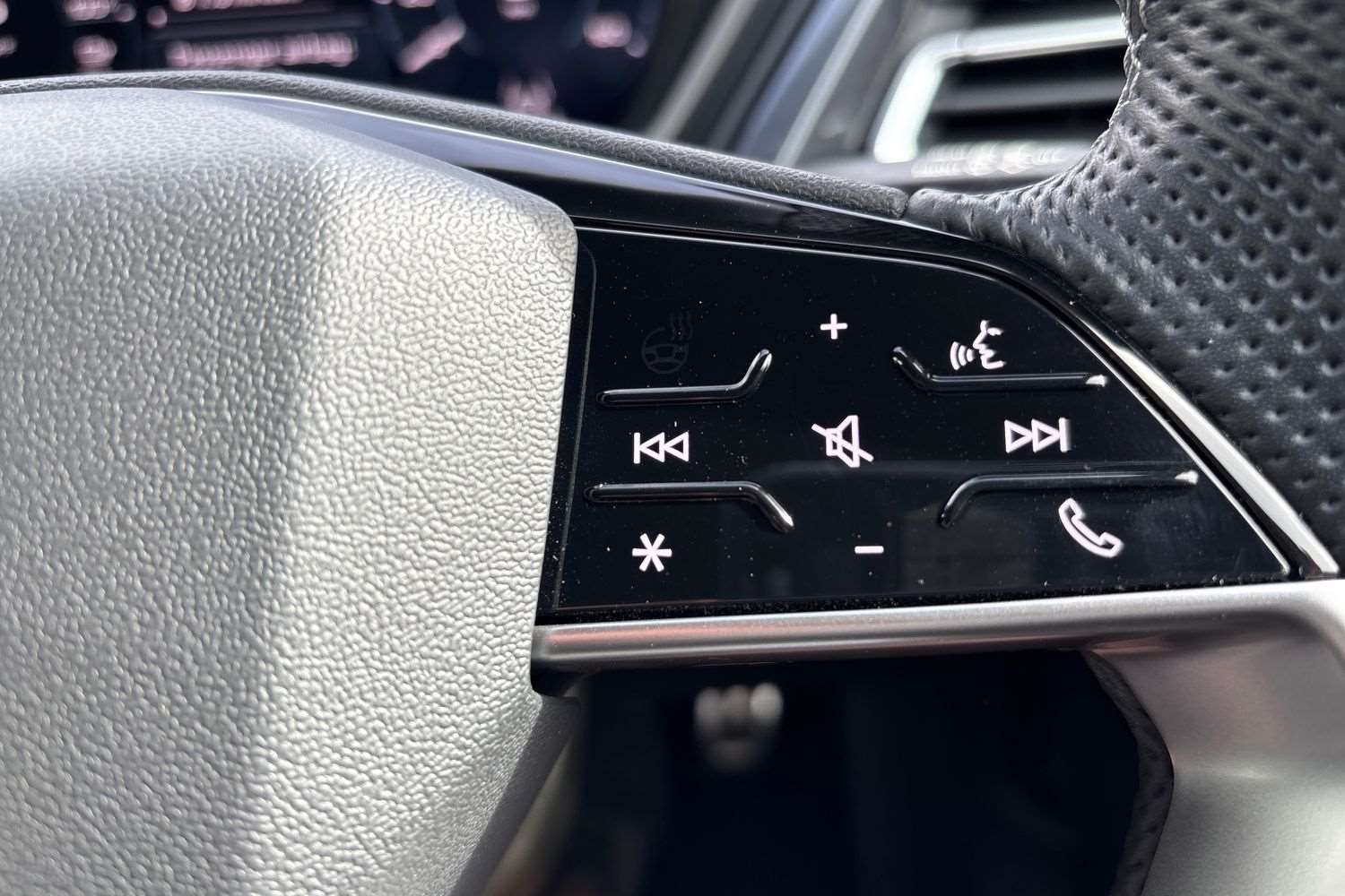 Used Audi Q4 e-tron 2023 for sale - 77914065: Photo 17