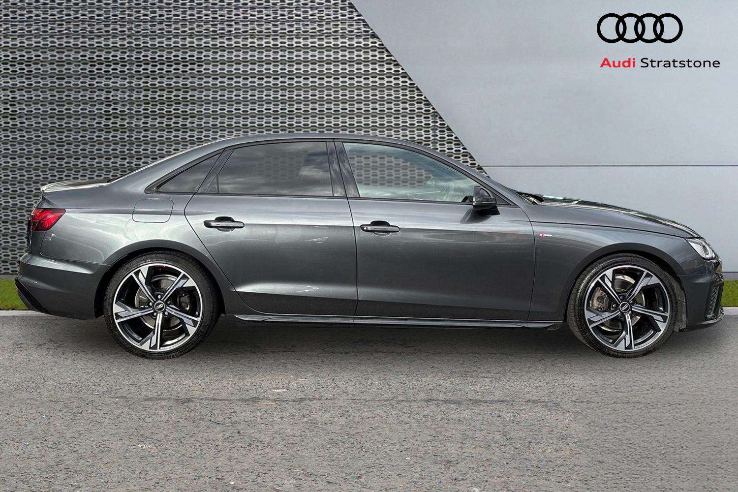 Used Audi A4 2021 for sale - 76459983: Photo 4