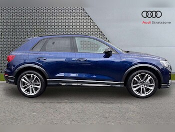 Used Audi Q3 2023 for sale - 76967785: Photo