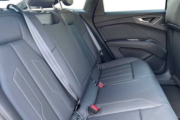Used Audi Q4 e-tron 2025 for sale - 75234820: Photo 10